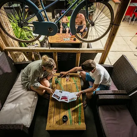 Village & Le Floride Campingplatz 5*